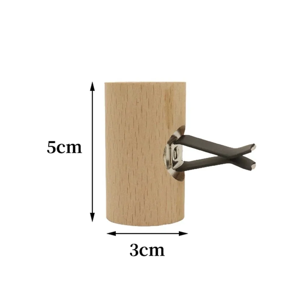 Natural Fragrance Car Essential Oil Diffuser Clip-on Slowly Volatile Wooden Aroma Diffuser Long-lasting Floral