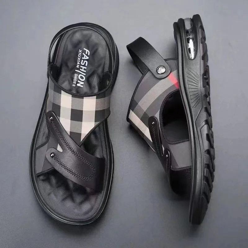 High Quality Men's Sandals Fashion Beach Shoes Men Driving Outwear Sandals Trendy Leather Soft Sole Anti Slip Man Slippers 슬리퍼