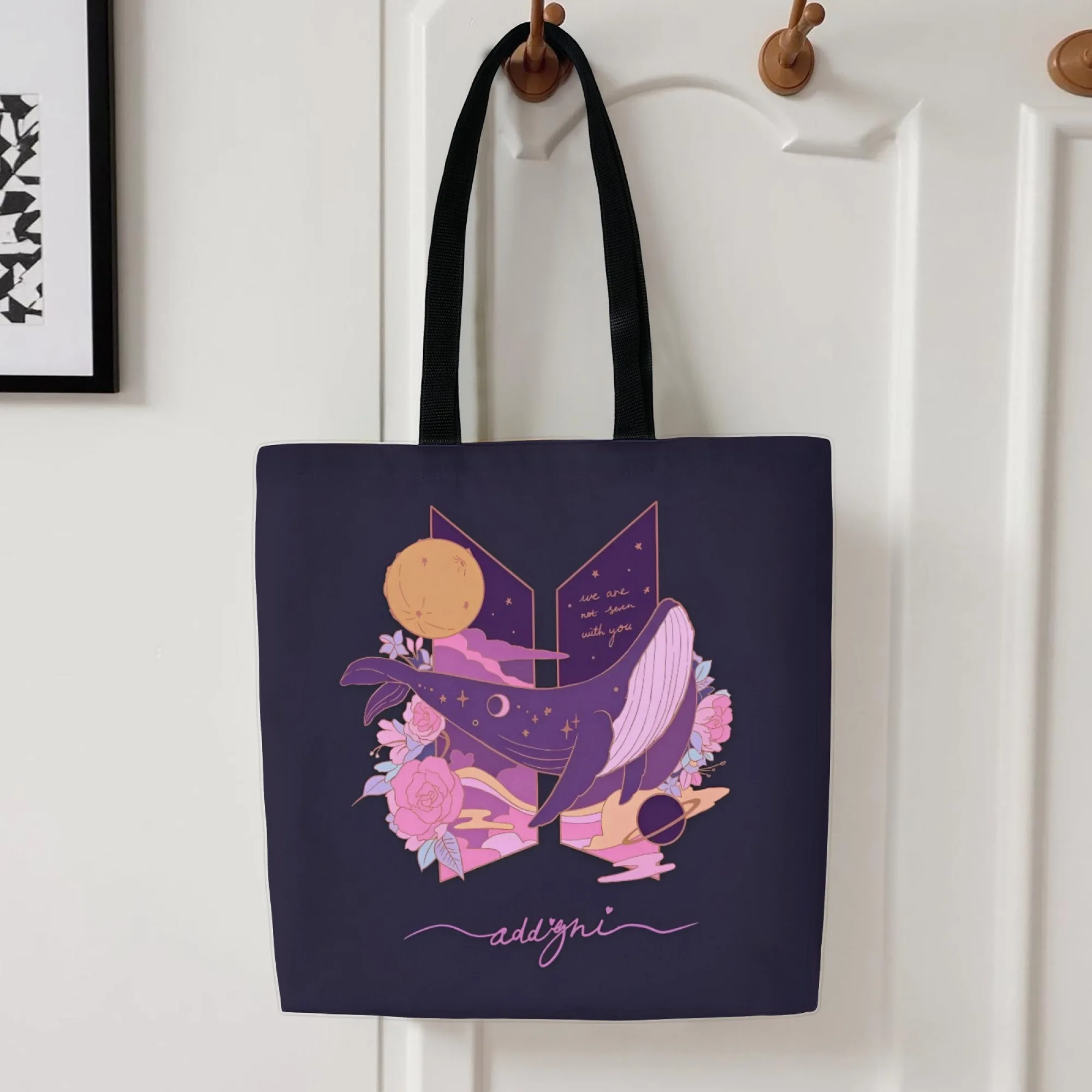 

Women Kpop Tote Bag Korean Pop Group Logo Whale Harajuku Print Shoulder Bag Women Portable Aesthetic Pattern Tote Bag Kpop Merch