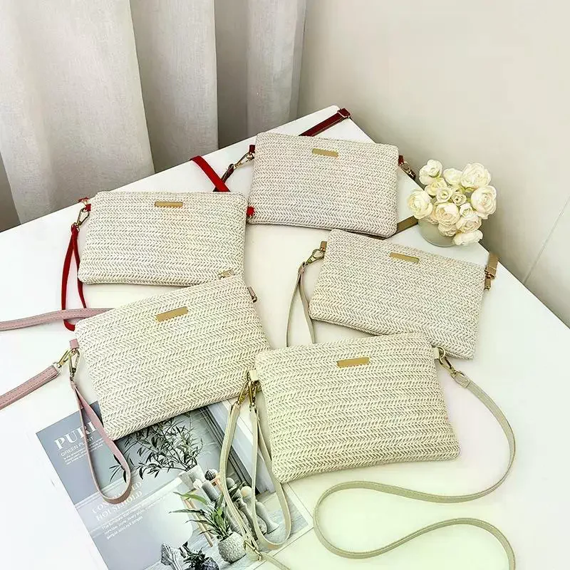 Hand Woven Straw Crossbody Bag Casual Beach Clutch Large Capacity Shoulder Strap Phone Bag