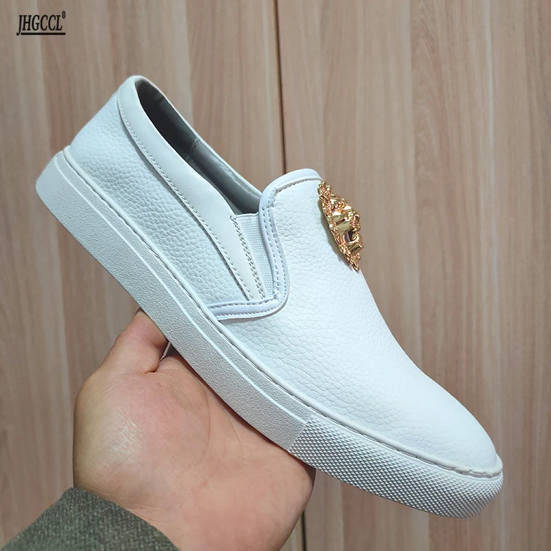 ยี่ห้อ Casual รองเท้าผู้ชาย Designer Luxury cowhide รองเท้าผ้าใบรองเท้าหนังผู้ชายรองเท้าสเก็ตบอร์ดสีขาว A16