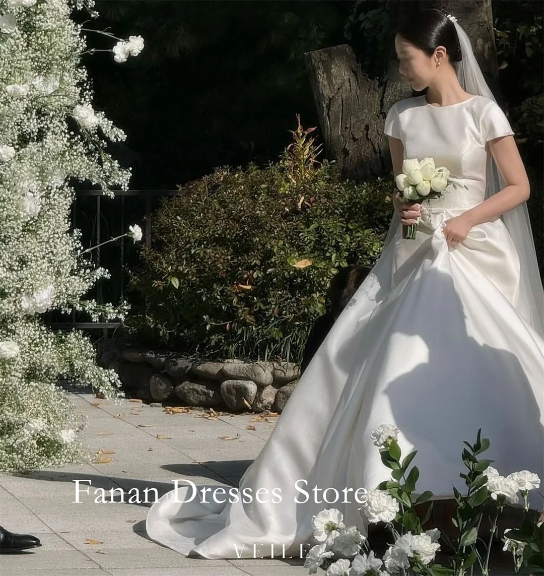 FANAN Korea Eleganckie suknie ślubne w kształcie litery A z dekoltem w serek 웨딩드레스 Marszczony krótki rękaw Kość słoniowa Szyte na miarę Śliczne suknie dla panny młodej P