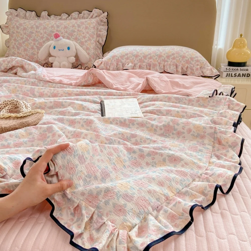 

Summer Cooling Quilt Soft Skin-Friendly Air Conditioning Thin Blanket Single/Double Washable Home Textile Princess Wind Style