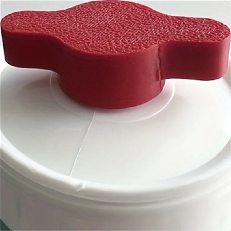 

Plastic Made Adhesive Hardening Prevention Suitable for Silicone Repair Flexible Gear-type Silicone Sealant Cap