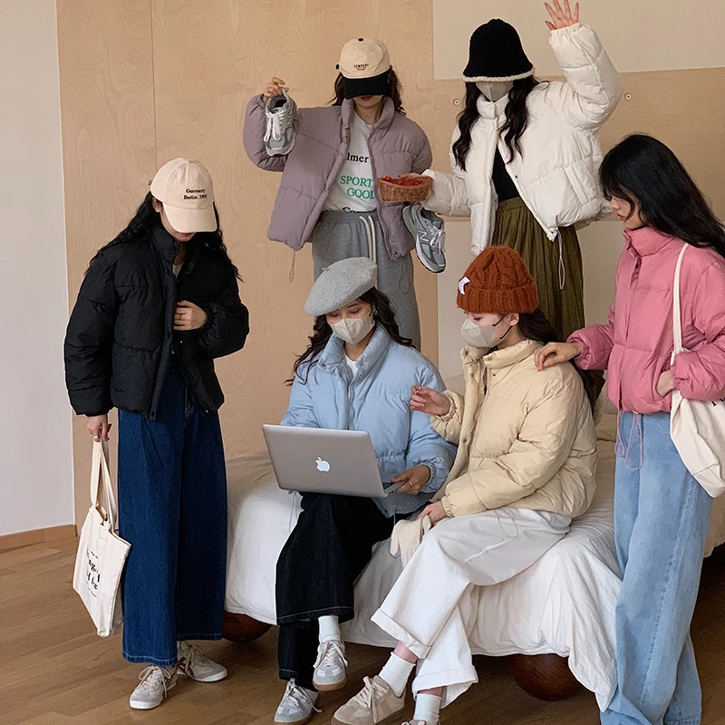 Winter Thickened Cotton Jacket Women Short Style Bread Warm Coat Korean Student Stand Collar Loose Long Sleeve Casual Outerwear