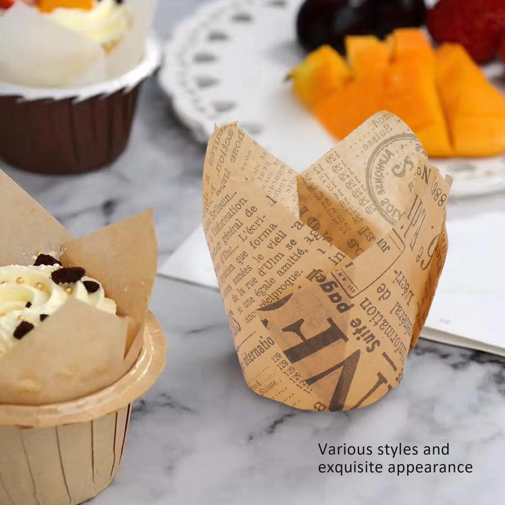 قوالب كب كيك RUAI، 200 قطعة من أكواب الخبز التوليب وأكواب المافن وبطانات الكب كيك لحفلات أعياد الميلاد