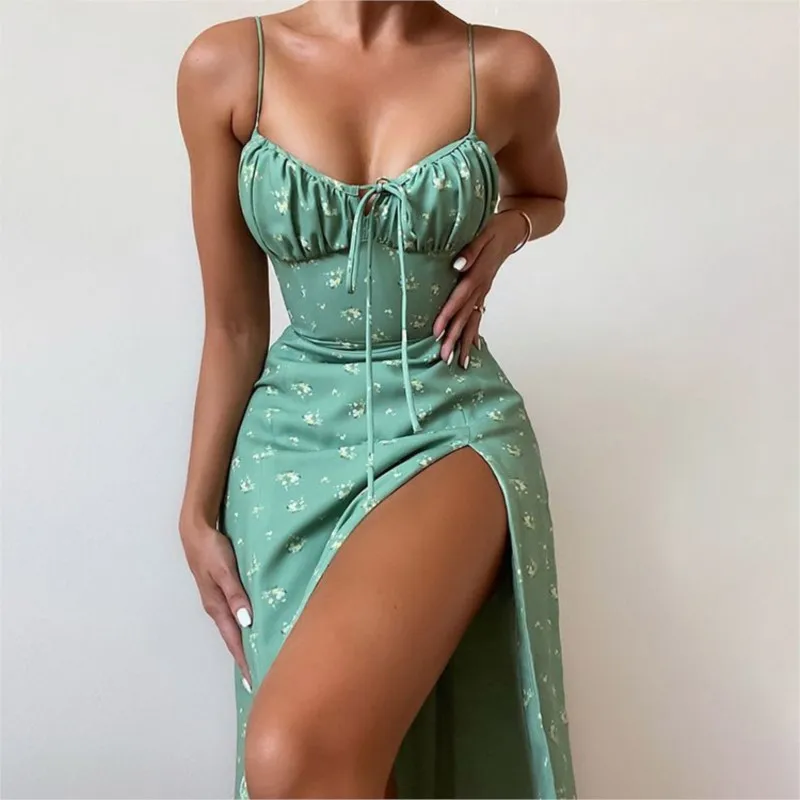 

2024 New Summer Women's Sexy Slim Fit Sleeveless High Waist Fashion Floral Fold Lace Up Split Hanging Strap Floral Print Dresses