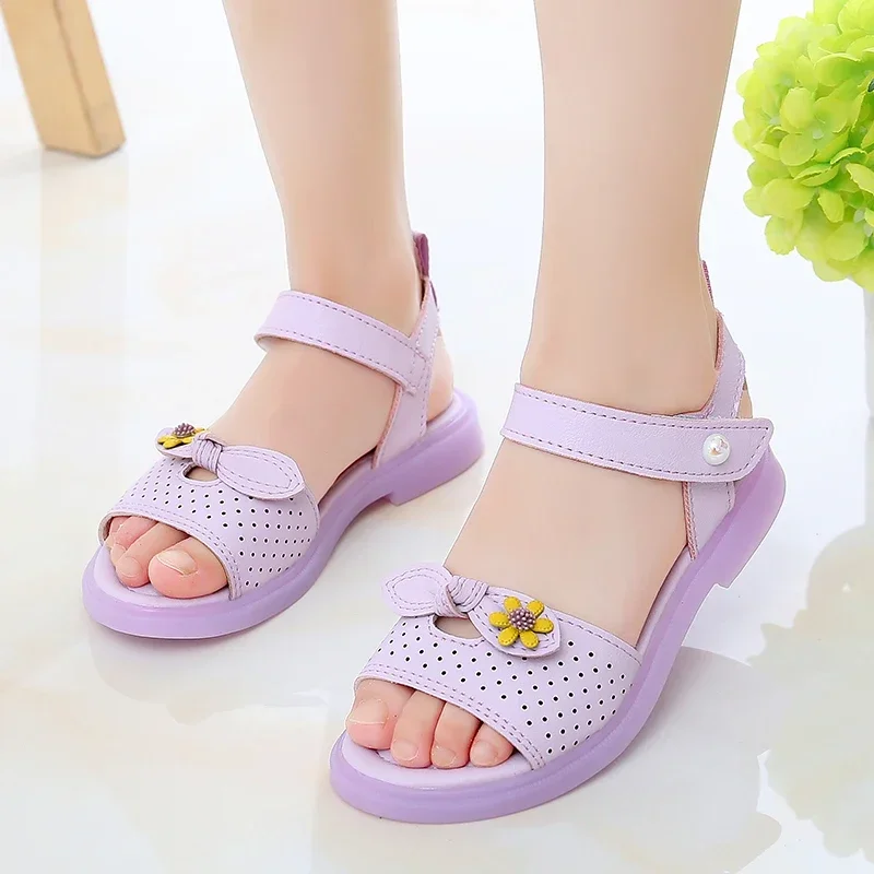 Sandali da principessa per ragazze scarpe da spiaggia estive per bambini carini moda sandali con fiori a fiocco vuoto per bambini antiscivolo