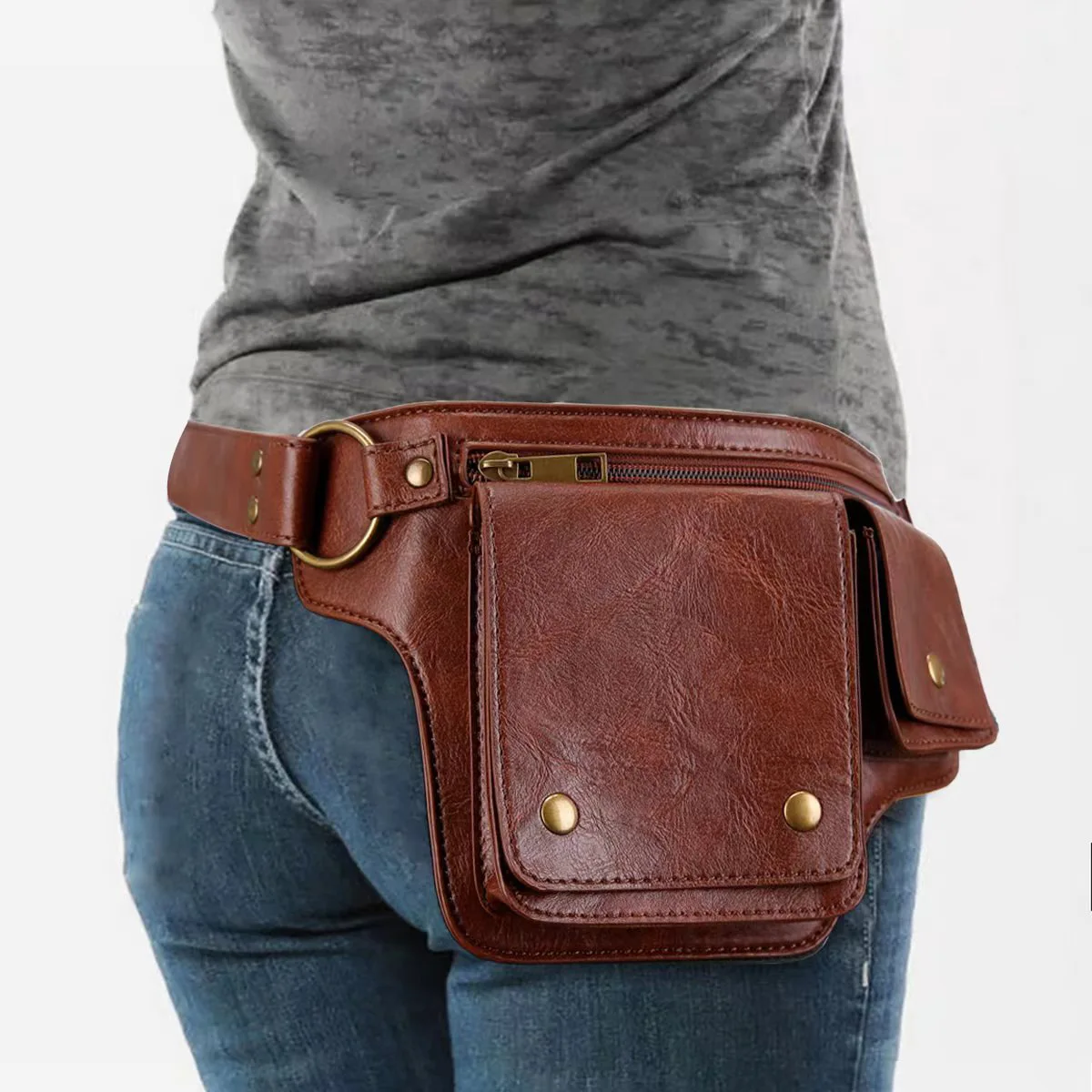 Fashion Waist Packs for Women Vintage Brown Leather Sports Belt Bag Retro Rivet Luxury Design Adjustable Ladies Locomotive Bag