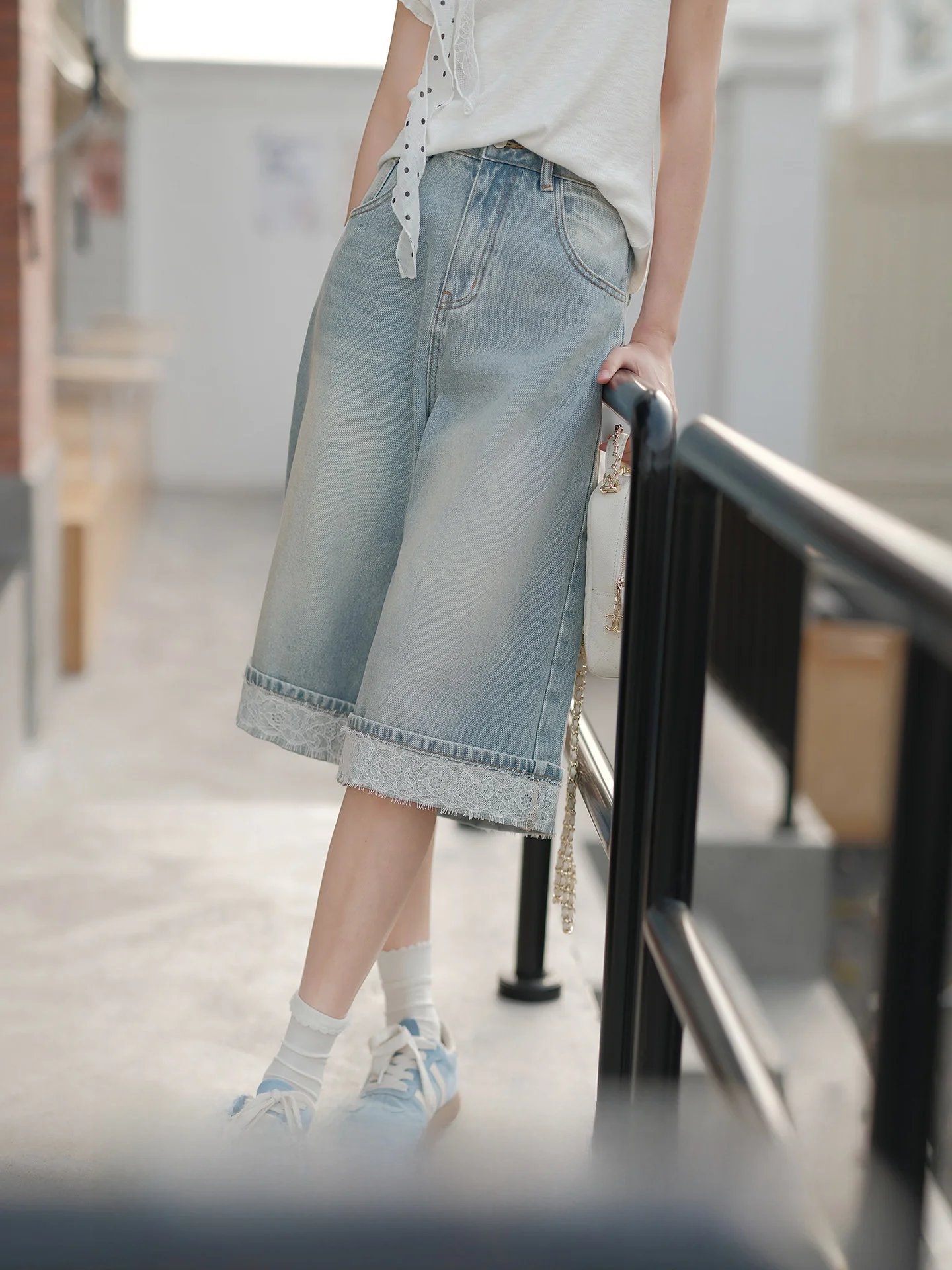 

Wood Easy Design Sense Lace Splicing Seven-Foot Jeans Women's New 2026 Summer Vintage Washed Wide Leg Pants Casual Cotton