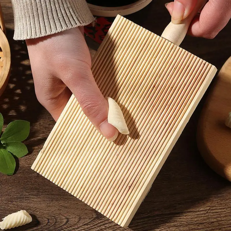 Wooden Garganelli Board 13.5x8.5cm Non-sticky Practical Pasta Gnocchi Macaroni Board Making Kitchen Cooking Rolling Tools