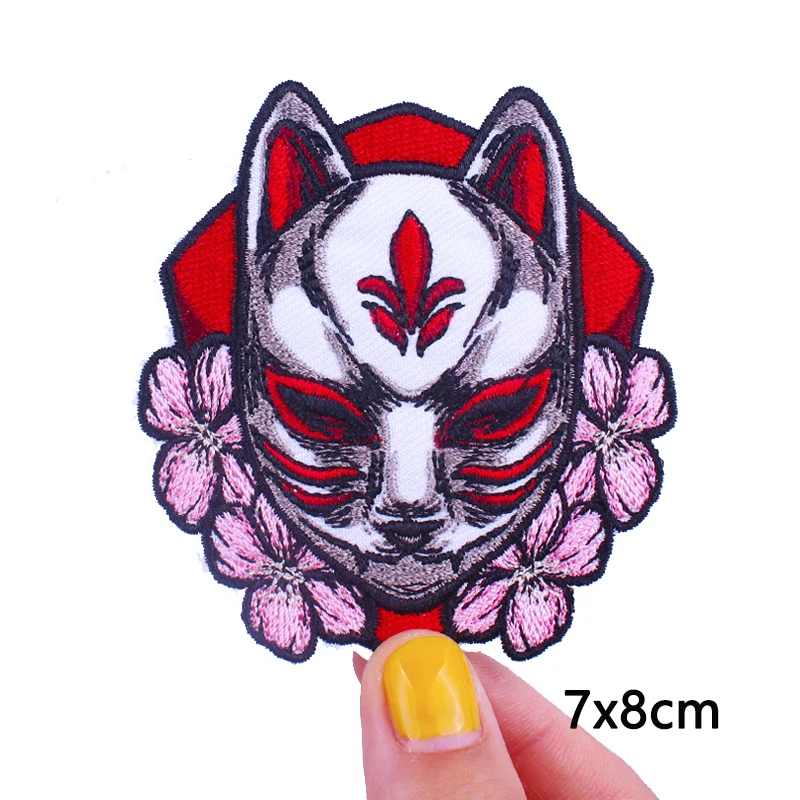 Japanese Anime Embroidery Patch Iron On Patches For Clothing Thermoadhesive Patches For Clothes DIY Fusible Patch Stickers Badge