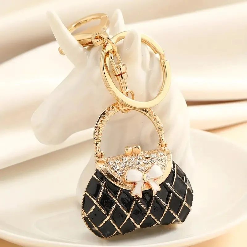 New Creative Cute Rhinestone Metal Keychain, Mini Handbag Keychain for Women and Girls Car Interior Accessories Car Decoration