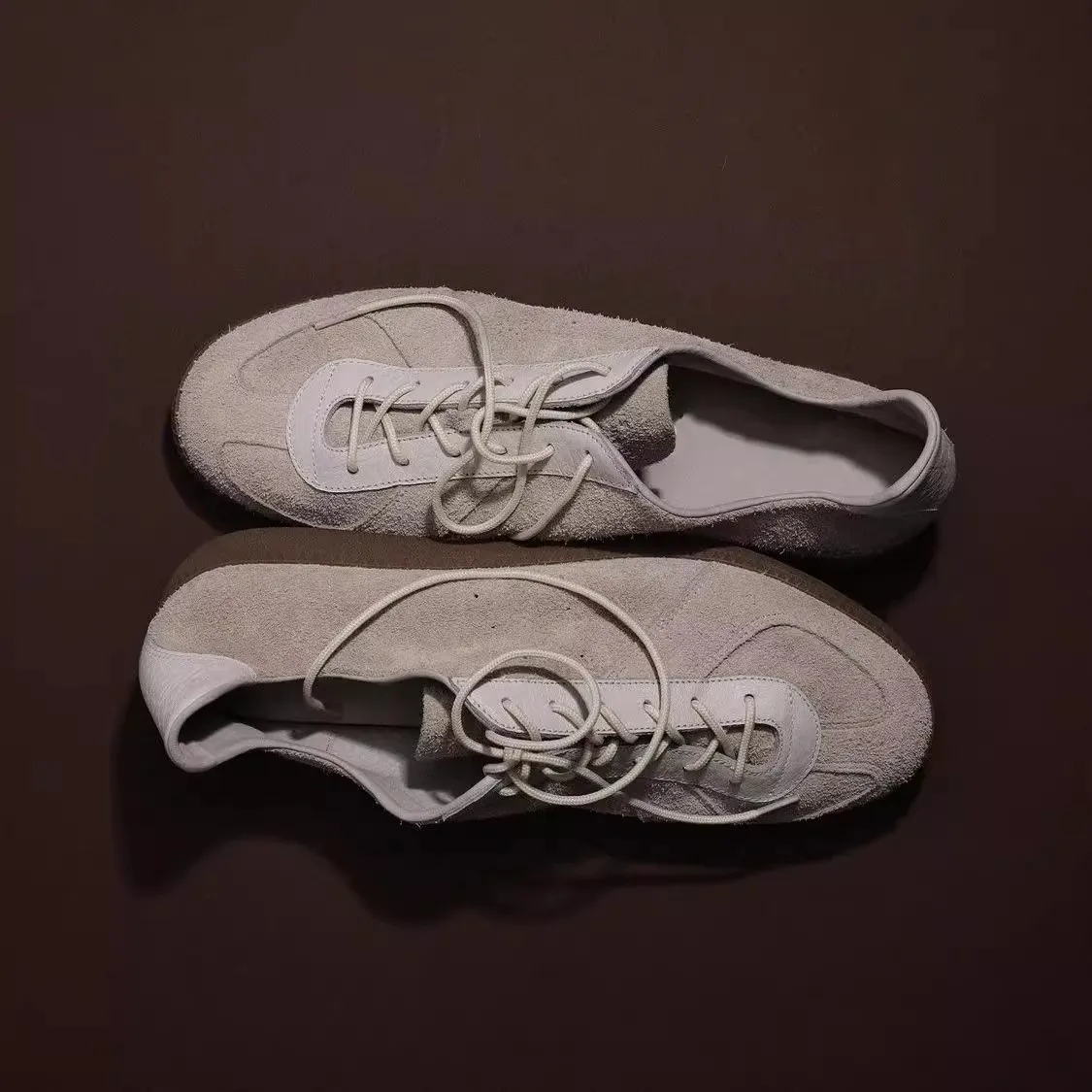 

2025 New Bestseller: Breathable Professional Comfort Lightweight High-Quality Walking Shoes Hiking Boots Casual Shoes Excellent