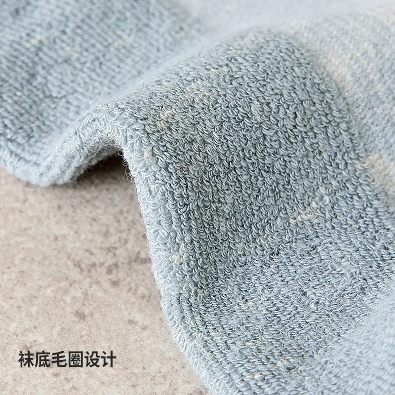Autumn and Winter Women's Mid length Socks Thick Thread Couple Socks Street Faded Old Cotton Socks Personalized Warm Men's Socks image 4