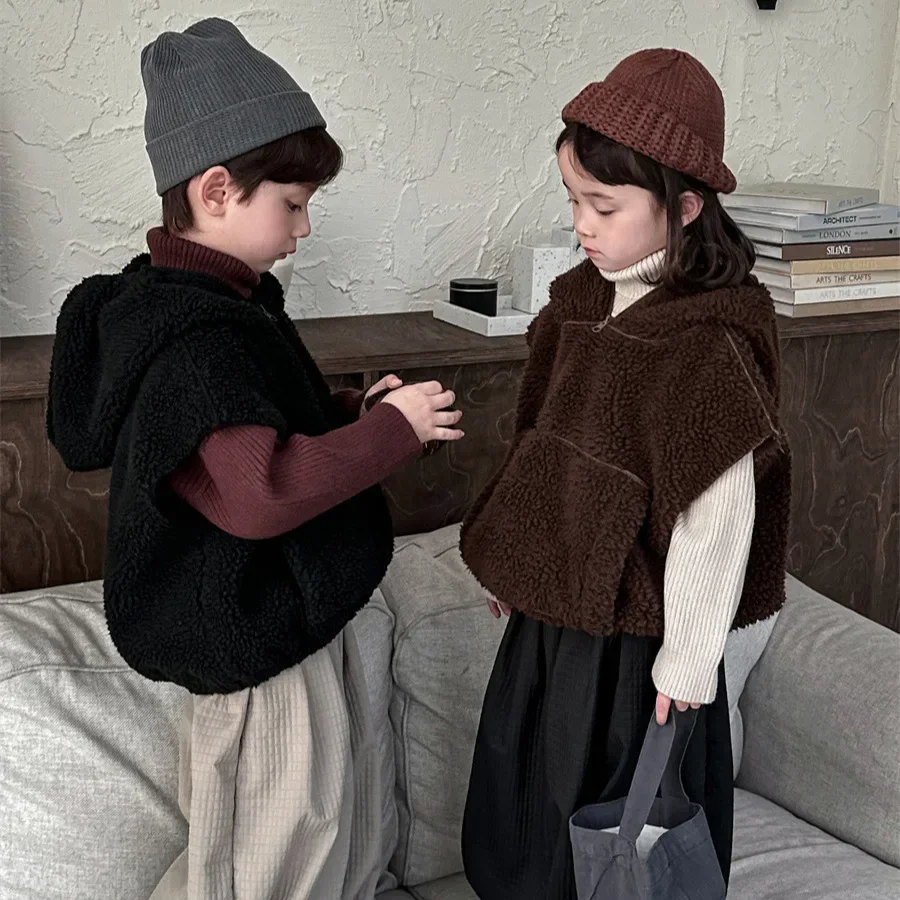 2024 Children's Winter Thickened Lamb Wool Vest Men's and Women's Treasures Loose Warm Thickened Vest Jacket Fashion