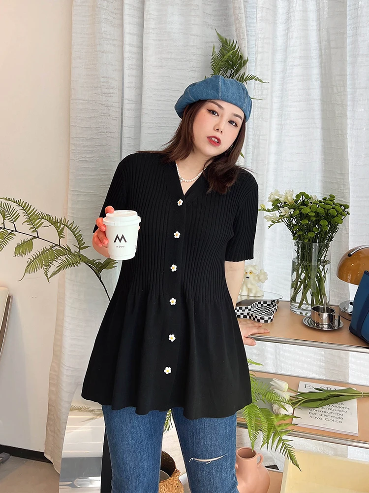 

Vogana Large Size Sweet Petal Button Knitwear ort Sve Girl's Fro with Lace Hem for Plump Sister Korean Sle V-Ne Sp...