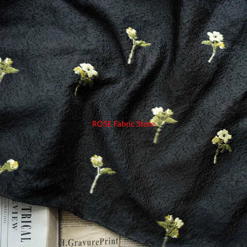 

1 meter Black Bottom Floral Yarn Dyed Jacquard Fabric Women's Spring Autumn Dress Diy Sewing Fabric