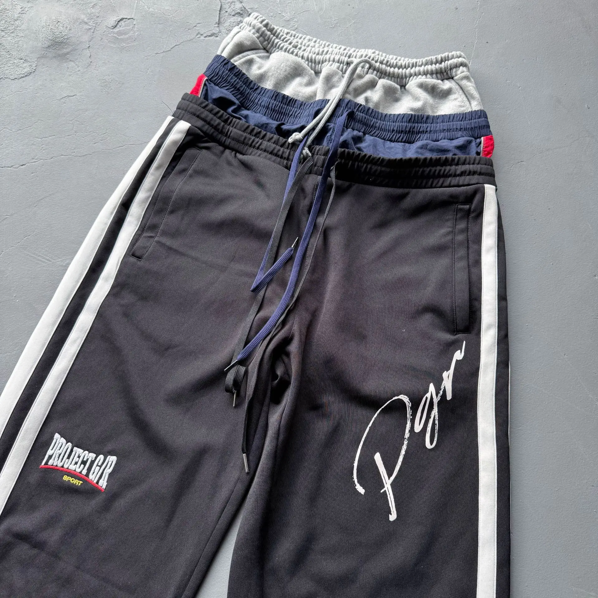 Grailz Project G/R Pantalon de survêtement coupe décontractée brodé à triple rayures avec faux pantalon long baggy à triple rayure