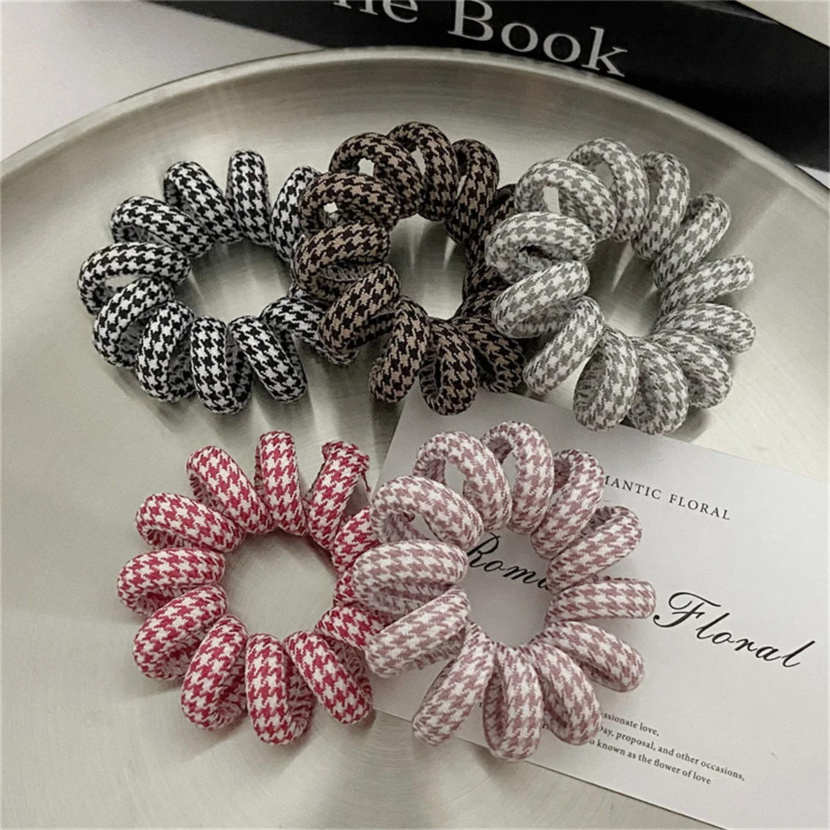 Vintage Plaid Spiral Hair Ties Fabric Telephone Cord Scrunchies Large Size Elastic Hair Band Women Hair Accessories Rubber Bands