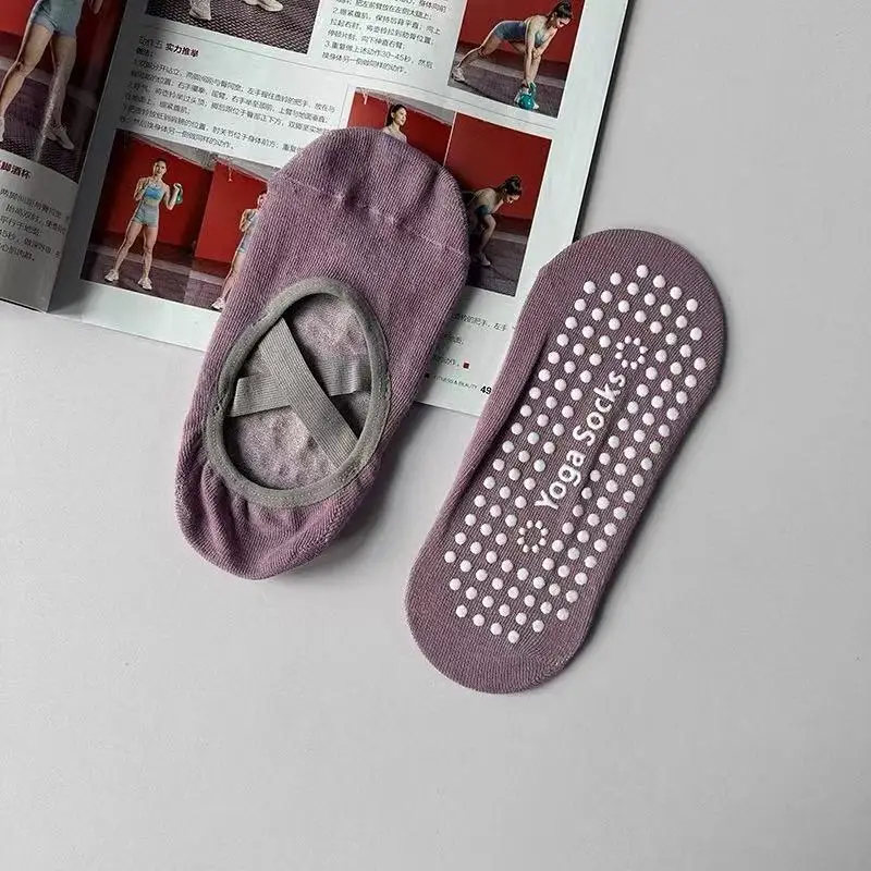 Professionelle Yoga-Socken für Damen, rutschfest, für Pilates und Indoor-Übungen, mit Kreuzriemen für Frühling und Sommer, für Bodenübungen. – Detail 8