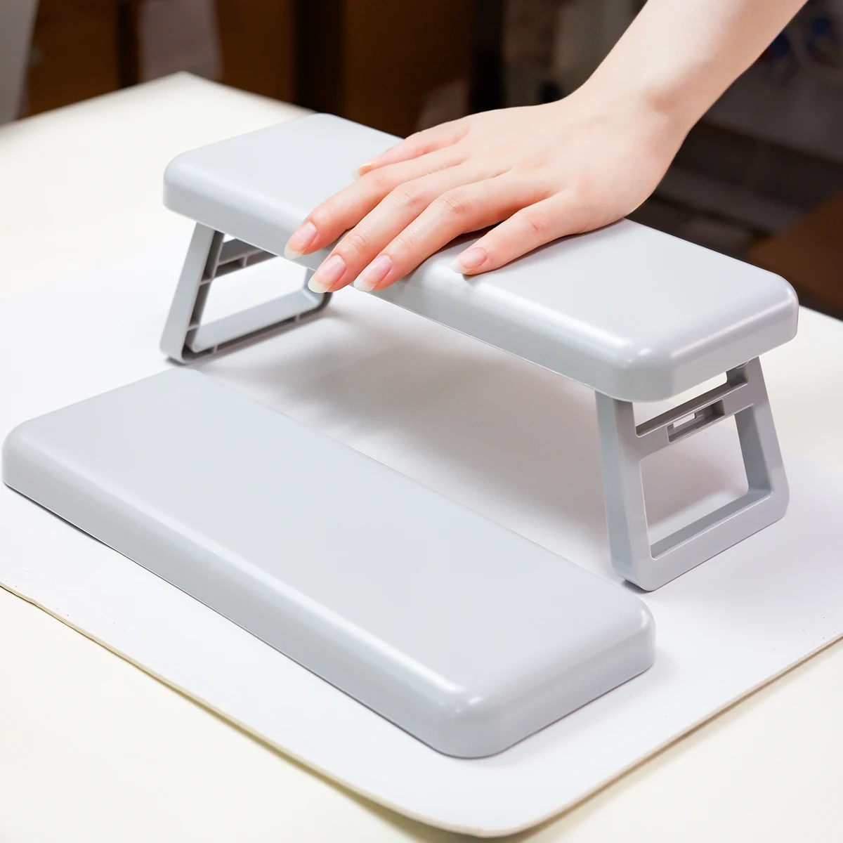 Plastic Manicure Handrest: Foldable Height Adjustment, UV Light Placement Ready, Comfortable Nail Treatment Support Tool