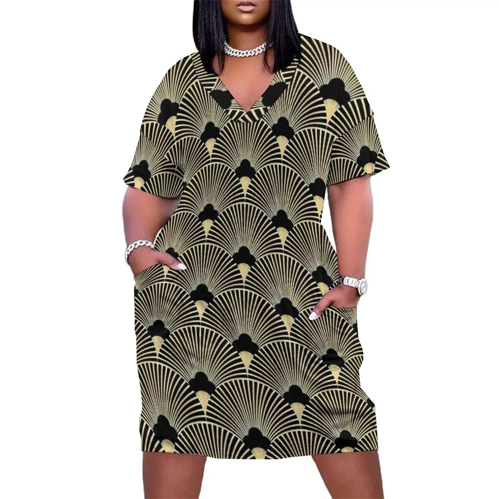 

Art deco, fan pattern, vintage,1920 era, gold,black,elegant,chic,The Great Gatsby,modern,trendy,girly Loose Pocket Dress