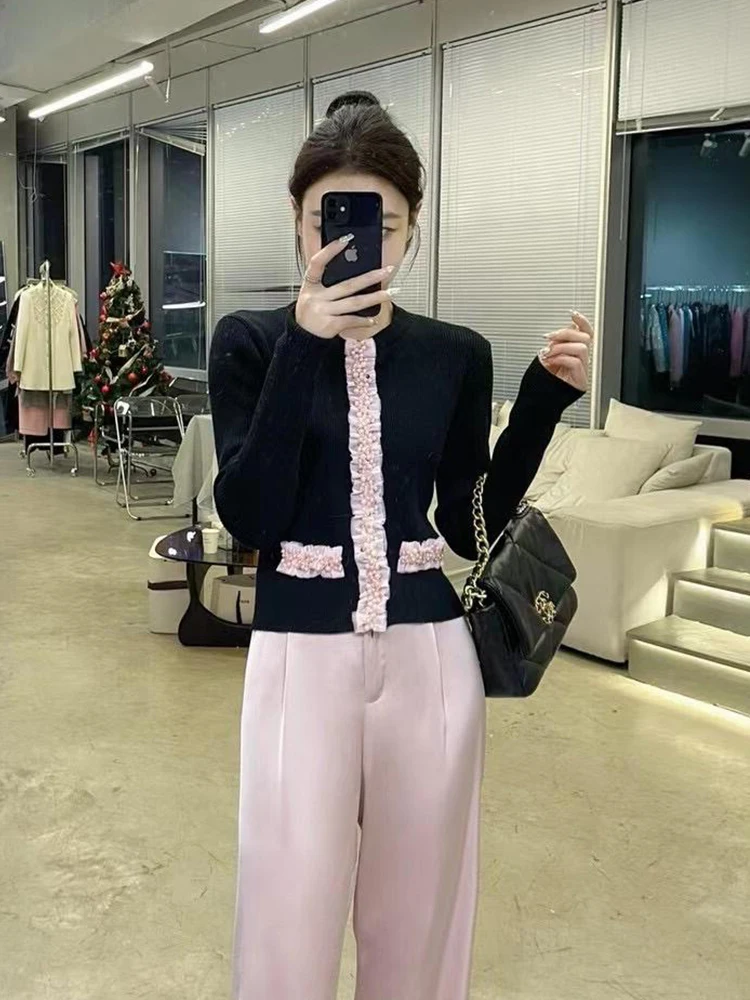 Fashionable Knitted Short Top Women's Slim Fit Shirt Stylish Elegant Pearl  Design Light Maturity Style Ladies' Cardigan