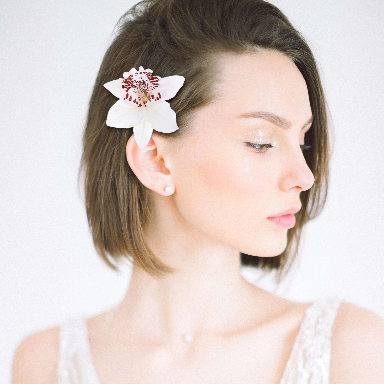 

20pcs Colorful Simulated Hairpins Head Flower Clips Accessories for Wedding Girls Easy to Shape Hair Hawaiian Style
