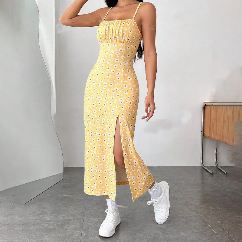 ใหม่ Fragmented ดอกไม้ชุดผู้หญิงฤดูร้อน 2025 เซ็กซี่ Slim สปาเก็ตตี้ชุดเดรสผู้หญิงด้านข้าง Bodycon ชุดหญิง