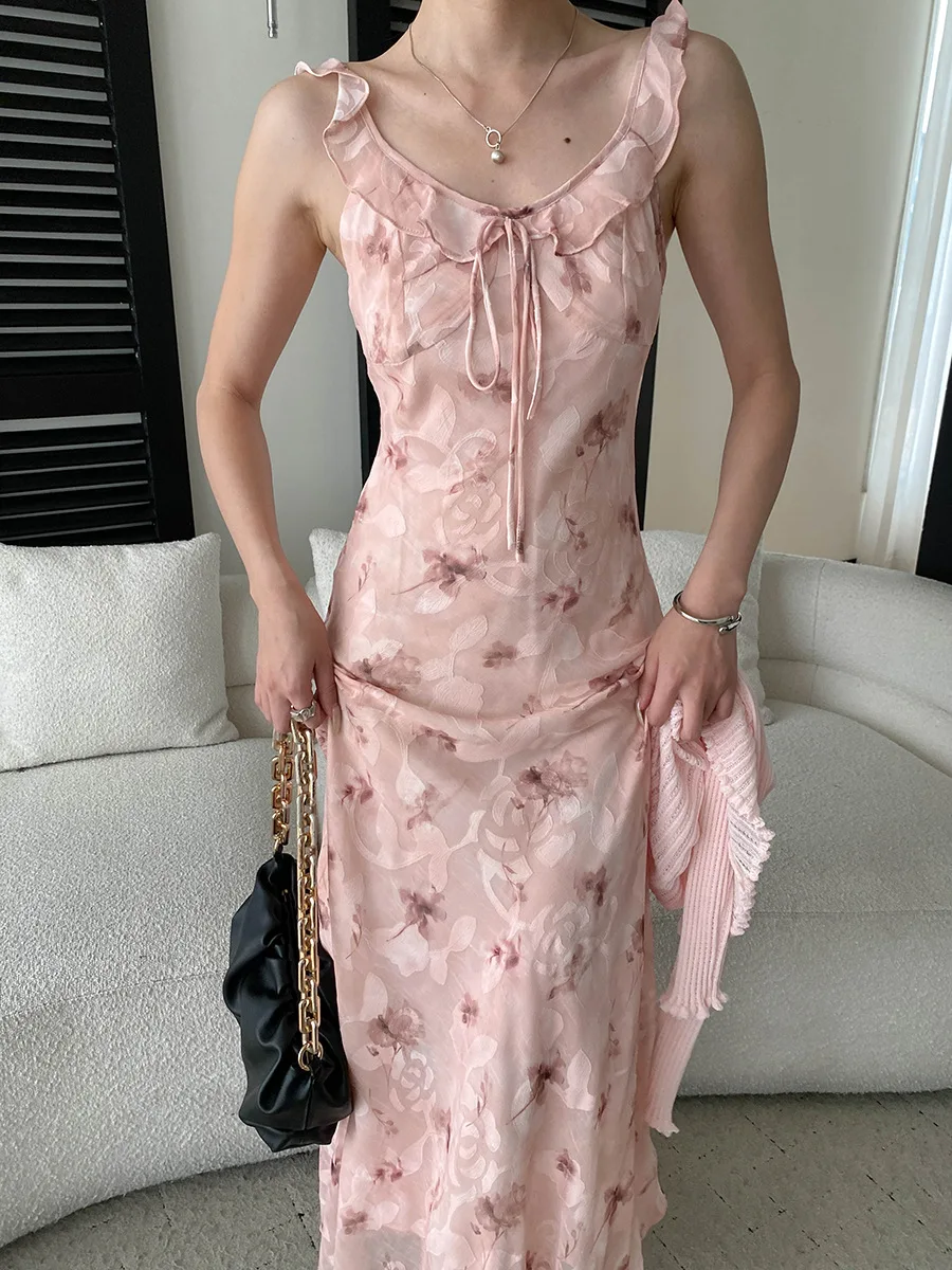 Frühlings- und Sommer-Set für Damen: Rüschenkleid mit Schnürung und Blumenmuster sowie Strickjacke – Detail 31