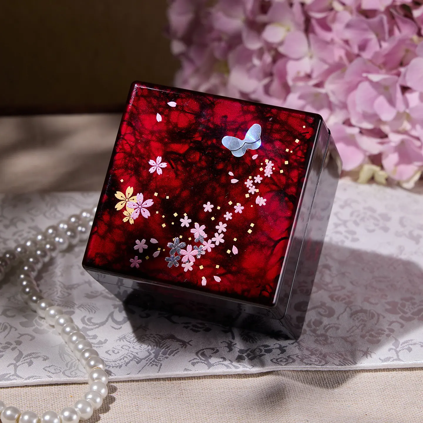 Japanese Lacquer Jewelry Box Handcrafted Resin Storage Box with Mother of Pearl Butterfly Design