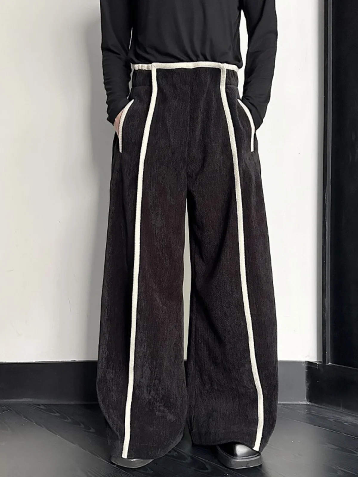 

Winter Thiened Snow Velvet Belted Design Wide Leg Casual Long Pants Trendy Retro High-End Feeling Men's Pants Straight Tube