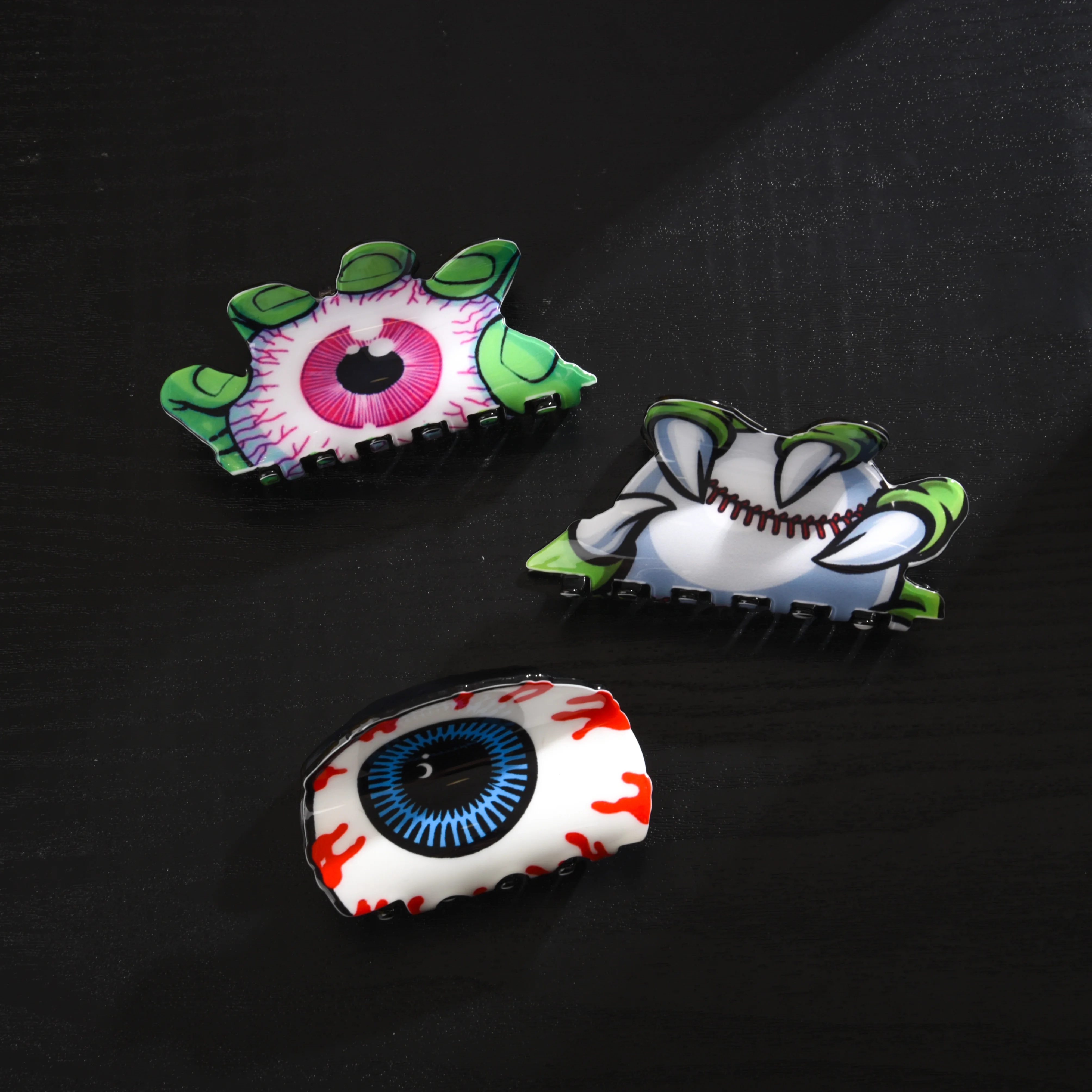 

NC New Halloween Devil's Eye Hair Claw Eyeball Acrylic Claw Clip Horror Series Crab Hair Clip Hair Accessories for Women Girls