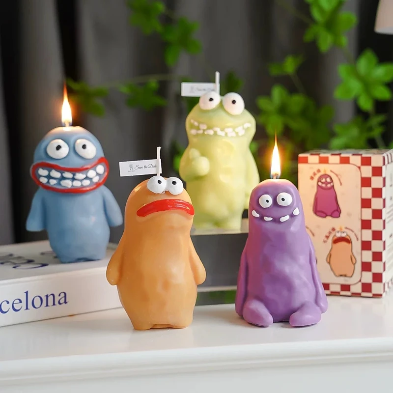 Earthlings Monsterkerzen, lustige kreative Geburtstagsgeschenke, handgefertigte Aromatherapie-Kerzen
