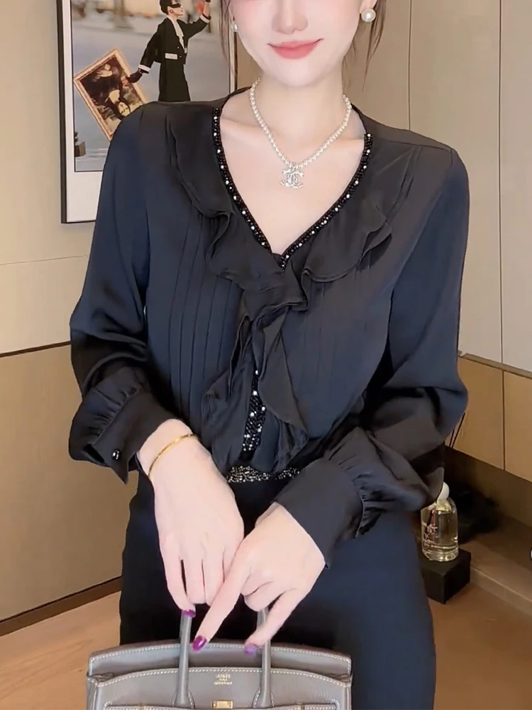 

Early Spring 2025 Korean Sle Casual Ele irt for plus Size Women Luxury Lace Ear Design Faionable Top Snow Dr