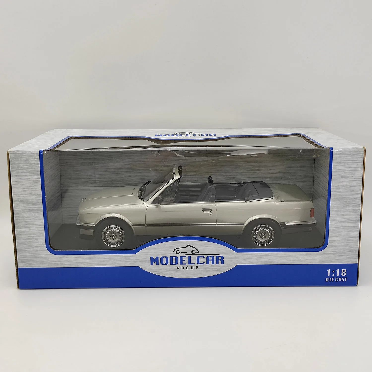 Diecast MODELCAR 1/18 Schaal BMW 3-serie E30 Converteerbare Legering Model Auto Collectible Toy Gift Souvenir Display Ornament