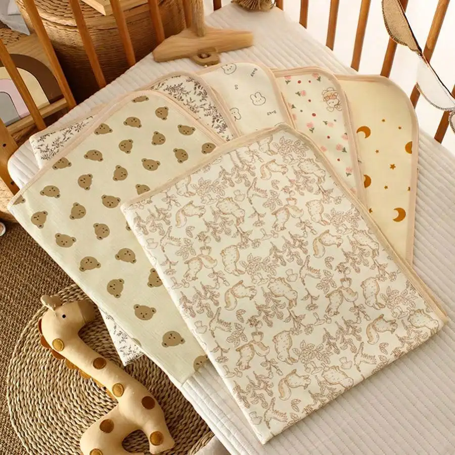 

1pc Baby Urine Pad, Newborn Gauze Waterproof Mattress, Children Kindergarten Washable Bed Sheet - Nursing Pad - Anti-Bedwetting Pad, Soft & Breathable, Cute Animal Print Pattern, Perfect Infant Shower Gift