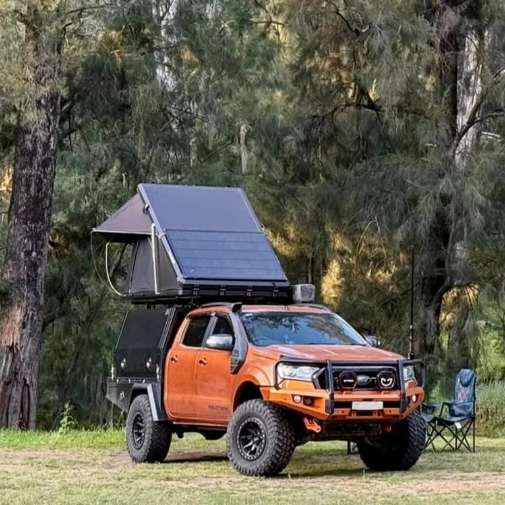 

Wild Cloud Factory-Price Hard Shell Aluminium Triangle Roof Tent for 4x4 4wd Cotton Summer Camping Tent for Cars