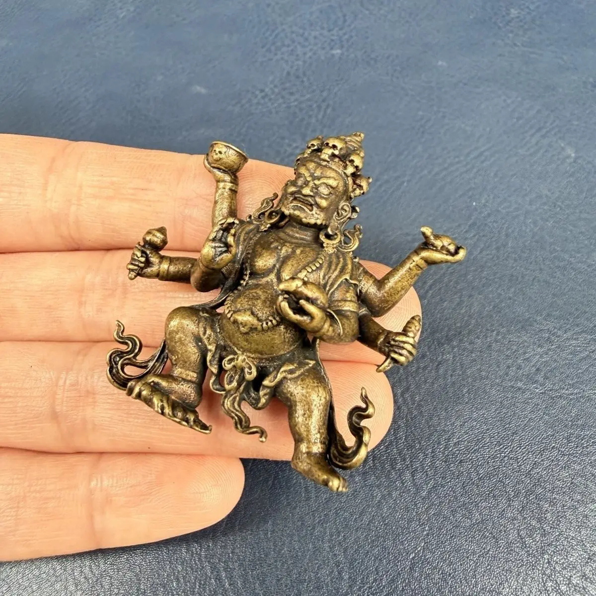 Tibetan Tibetan Six Armed Mahakala Buddha Statues Figurines Lucky Ornaments Home Decoration gifts