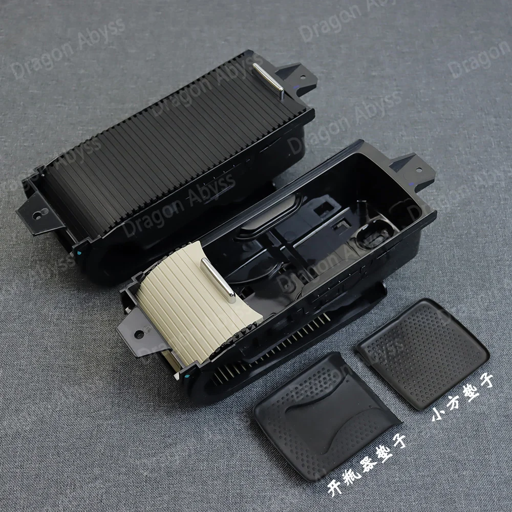 

1pc For Volkswagen Sagitar Golf6 GTI Scirocco Louvered water cup holder