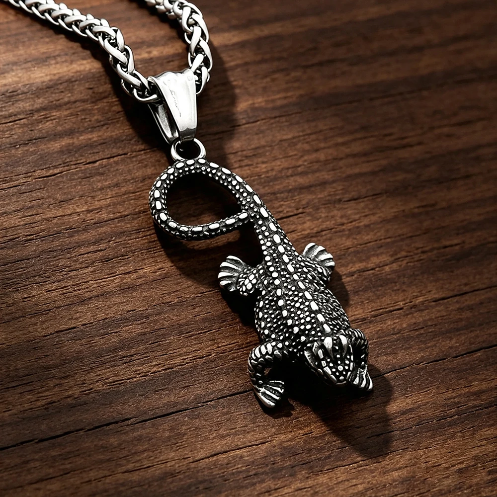 Lizard Pendant Necklace Unisex - Vintage Fashion Stores 评论和价格