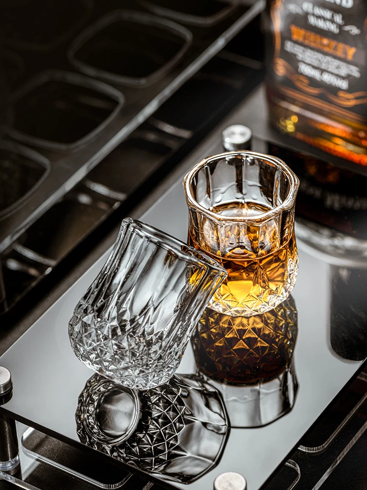 Diamond Pattern Glass White Wine Cup Set Luxury Home Use Small Liquor Cup High End One-Piece Cup Two-Ounce Alcohol Utensils P...