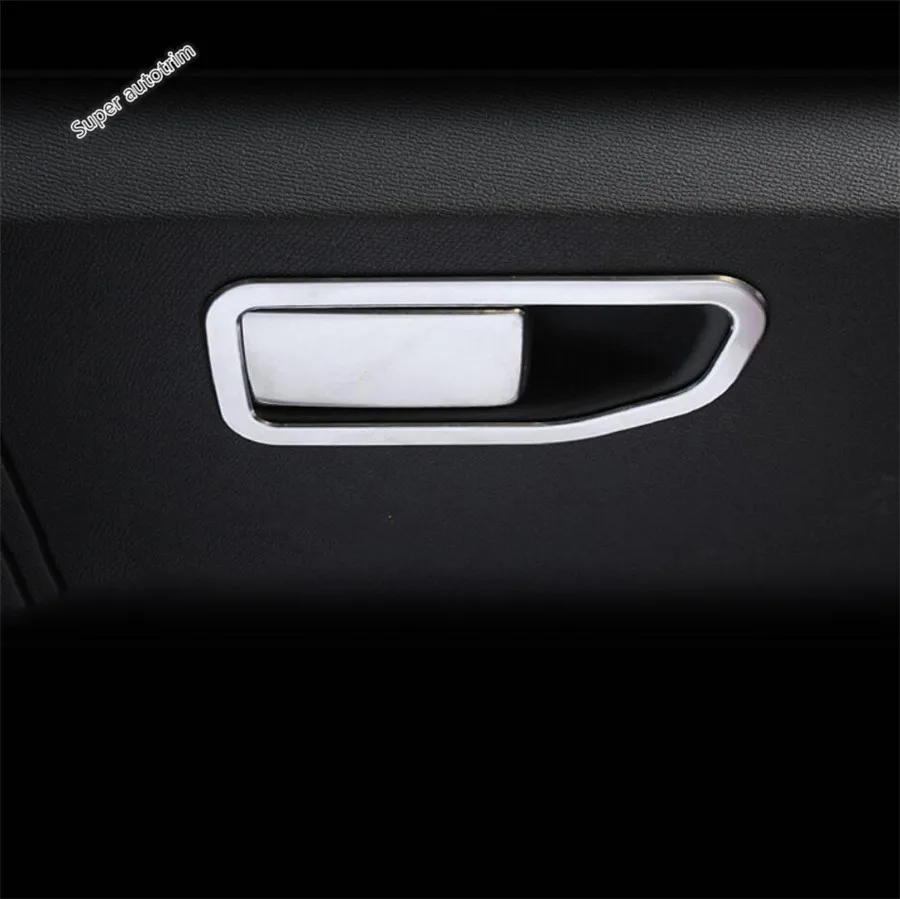 The Co-pilot Glove Box Handle Sequins Decoration Cover Trim Fit For Peugeot 3008 5008 GT 2017 - 2023 Car Interior Accessories