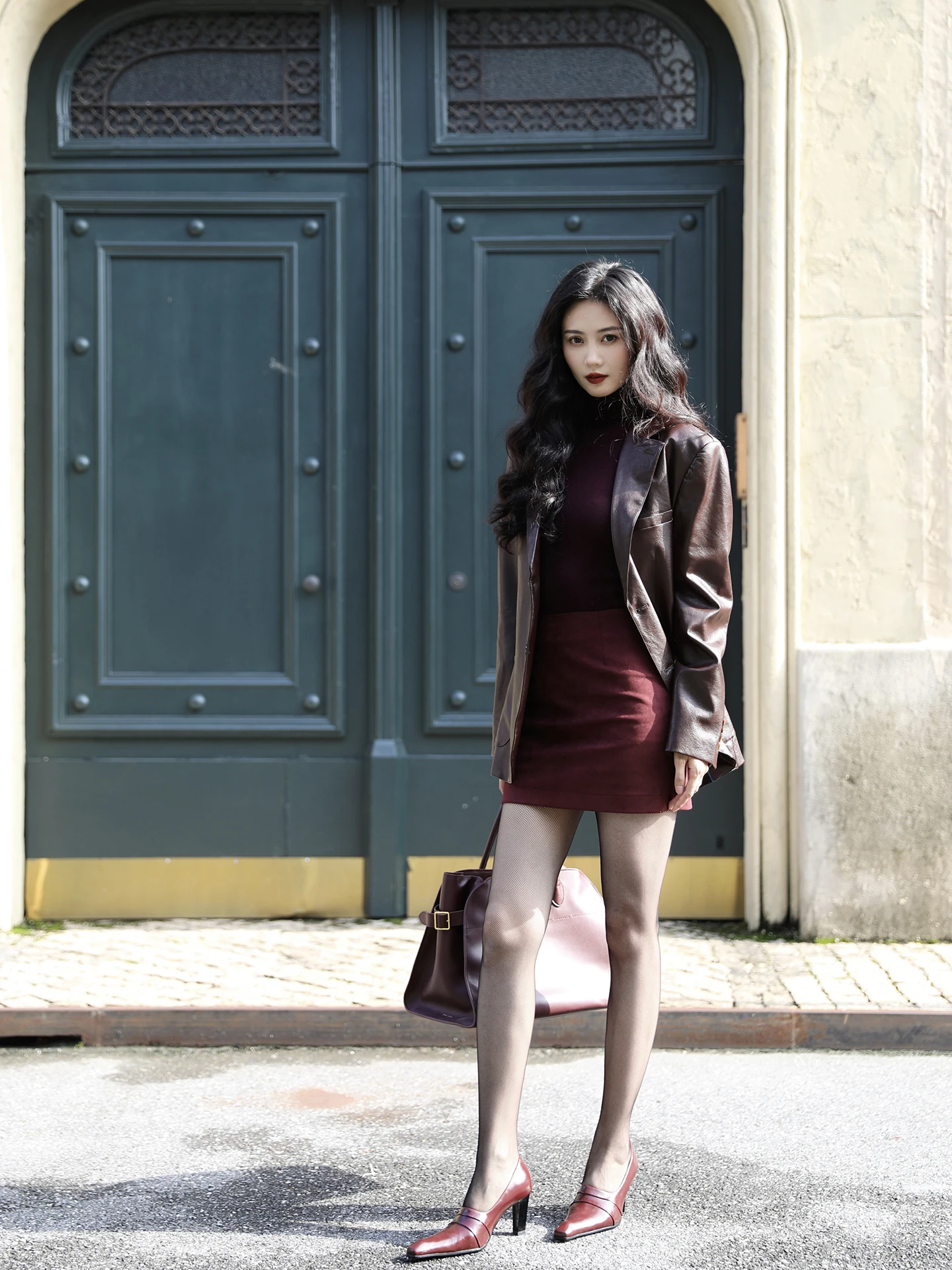 TAIYANG OFFICE レトロハイエンド PU レザージャケット女性のクールスタイル通勤肩丈スーツアウター長袖