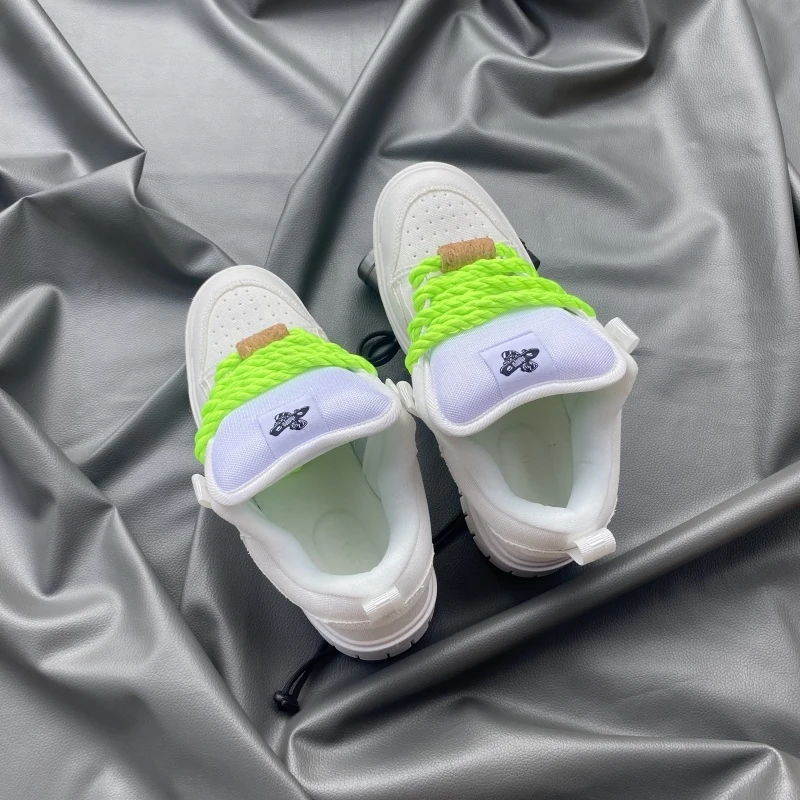 2026 popular durable and fashionable men's and girls' shoes, comfortable shoes suitable for walking, walking, school, and wearin