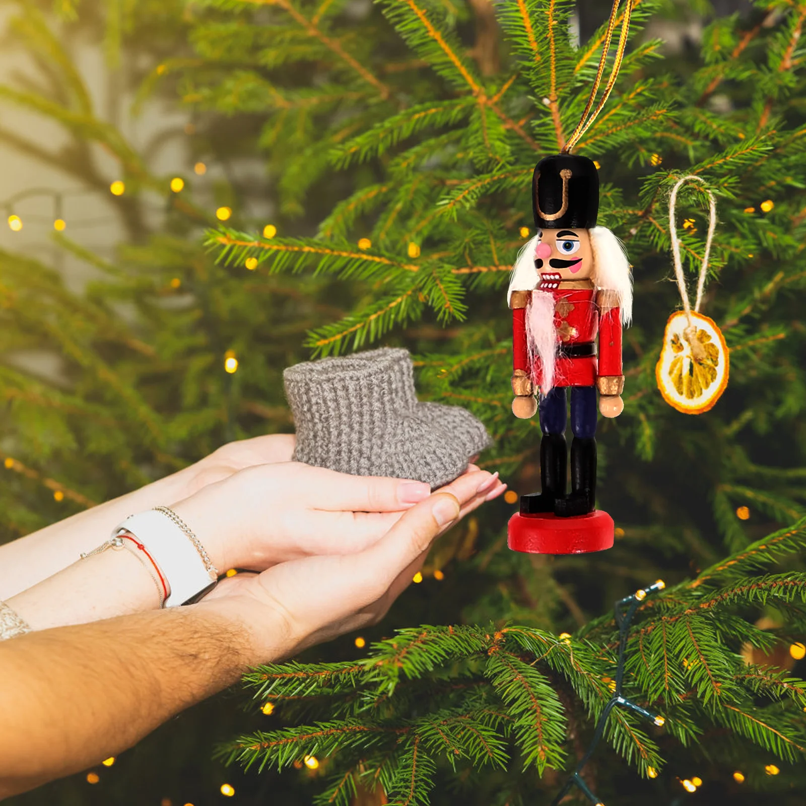 

6pcs Xmas Nutcracker Pendants Wood Hanging Ornaments For Christmas Tree Decor Party Supplies Xmas Scene Layout Decoration Home