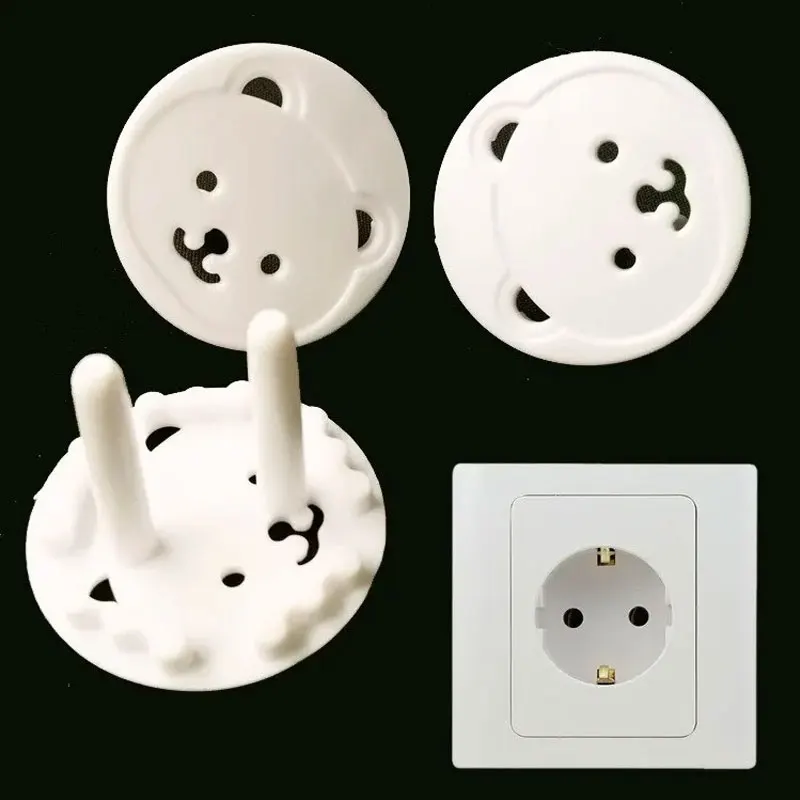 

10Pcs of Bear Thickened 2-hole Anti Electric Shock Safety Power Protector Power Socket Anti Electric Shock Plug Protective Cover