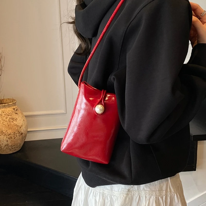 H3CB Lightweight Wear Resistant Shoulder Bag with Spacious Interior Design Crossbody Bags for Phone Keys and Coin
