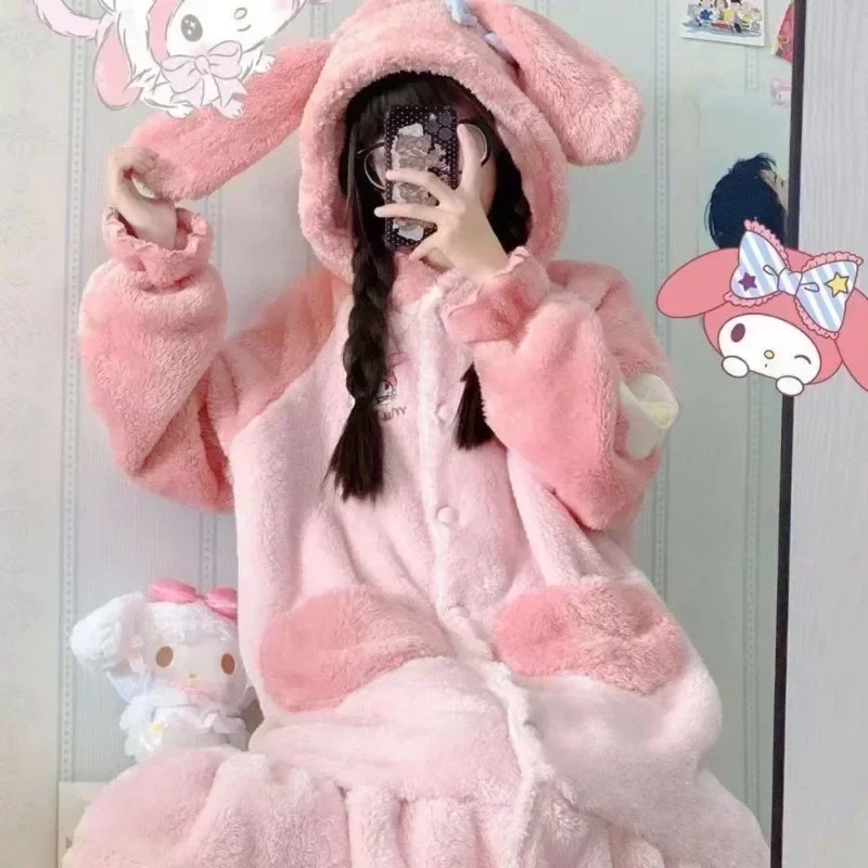 Kawaii Hello Kitty Cinnamoroll Kuromi My melody Pochacco new women\'s winter nightgown cute coral velvet thickened home clothes